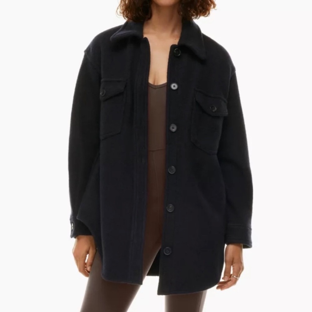 The Ganna Wilfred shirt jacket (black)